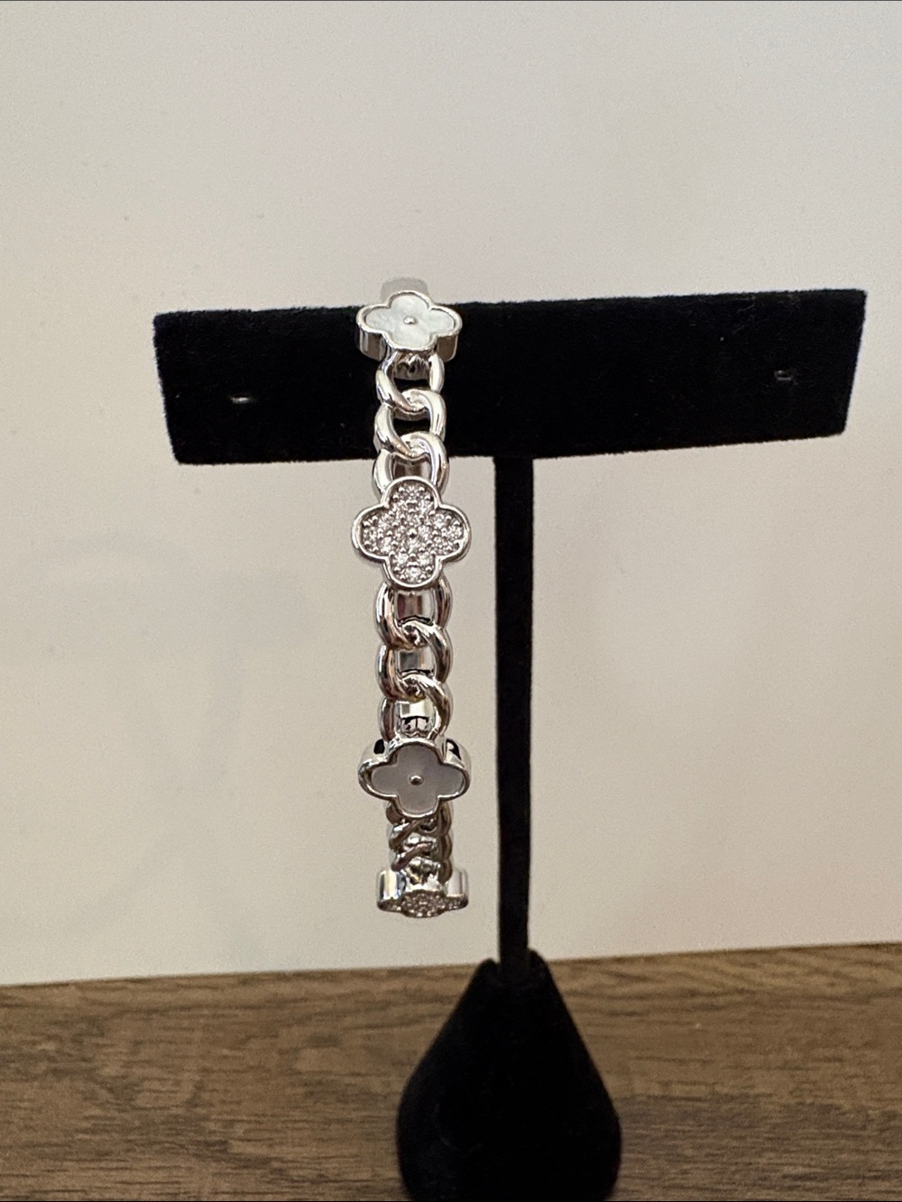 Silver Flower Link Bracelet - Women's Jewelry